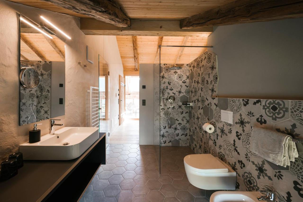 St. Vigilius Modern Historic Apartments Nals Exterior foto
