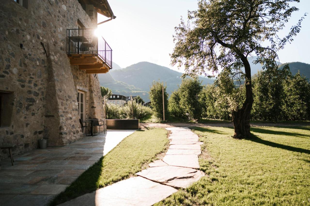 St. Vigilius Modern Historic Apartments Nals Exterior foto